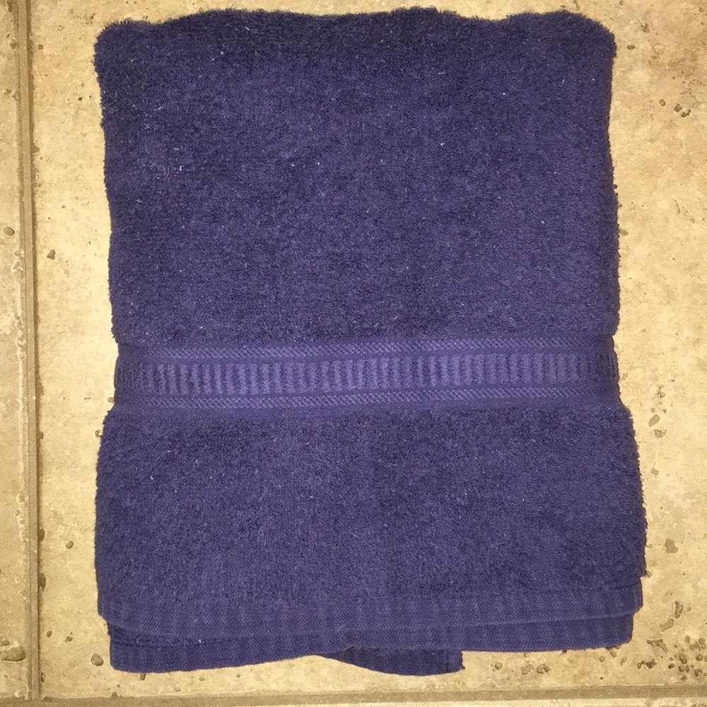 Mainstays Navy Blue Cotton Bath Towel